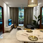 Klcc Skysuites With Private Balcony And Terrace